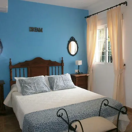 Holiday home Villamanuelg *